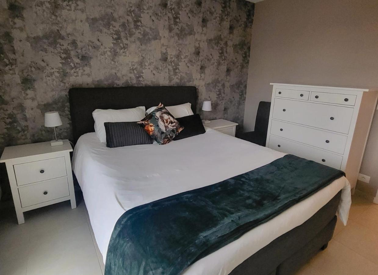 Gezellig Appartement In Brugge, Nabij Damme. Εξωτερικό φωτογραφία