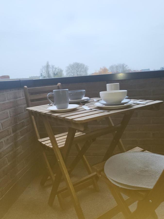 Gezellig Appartement In Brugge, Nabij Damme. Εξωτερικό φωτογραφία